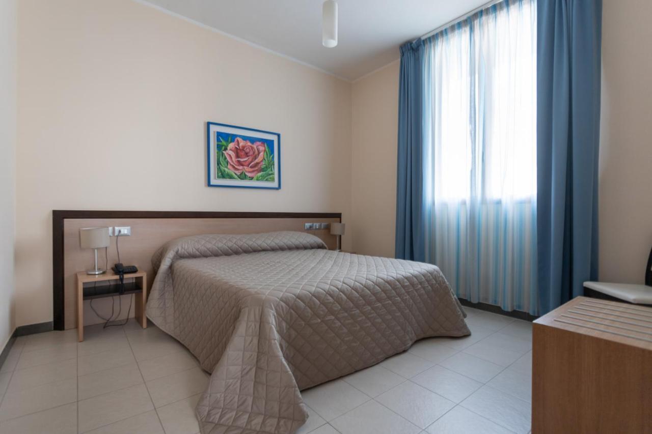 Double Room with Window,1145424631:JPEG